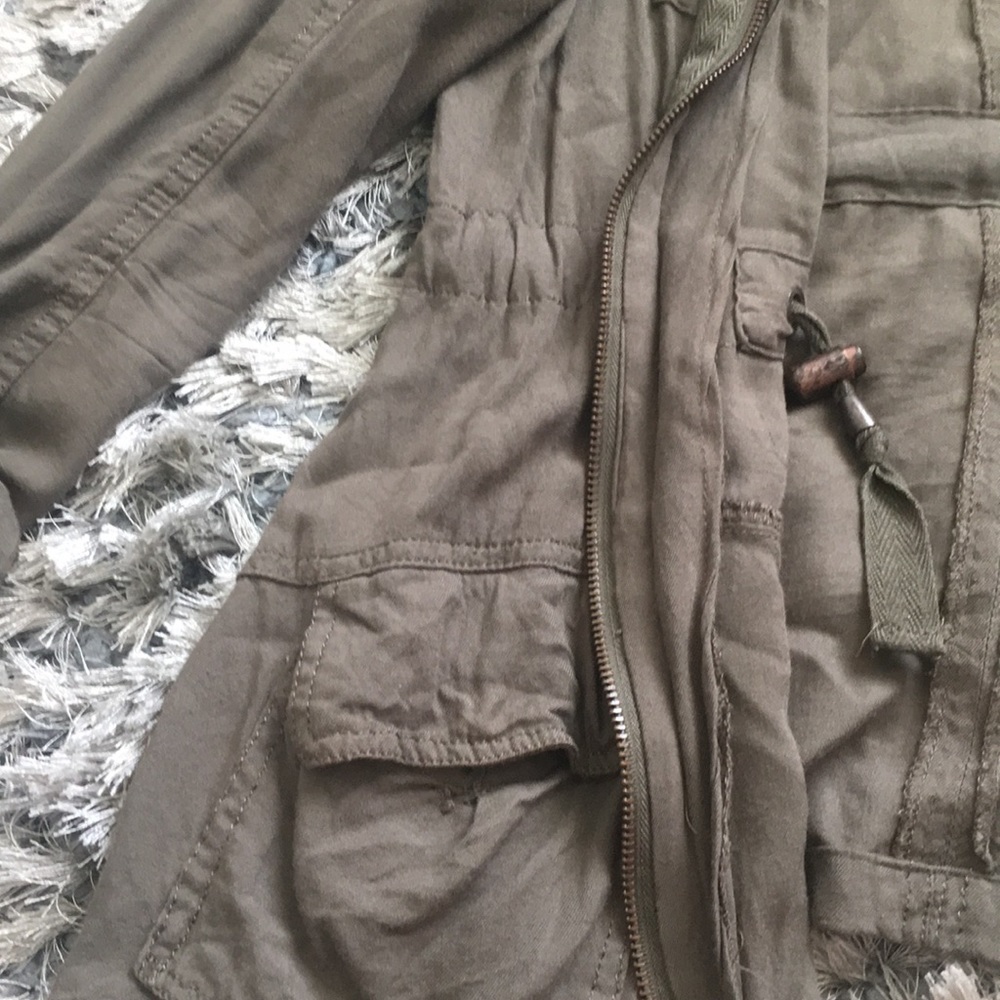 Light jacket - Picture 2 of 2